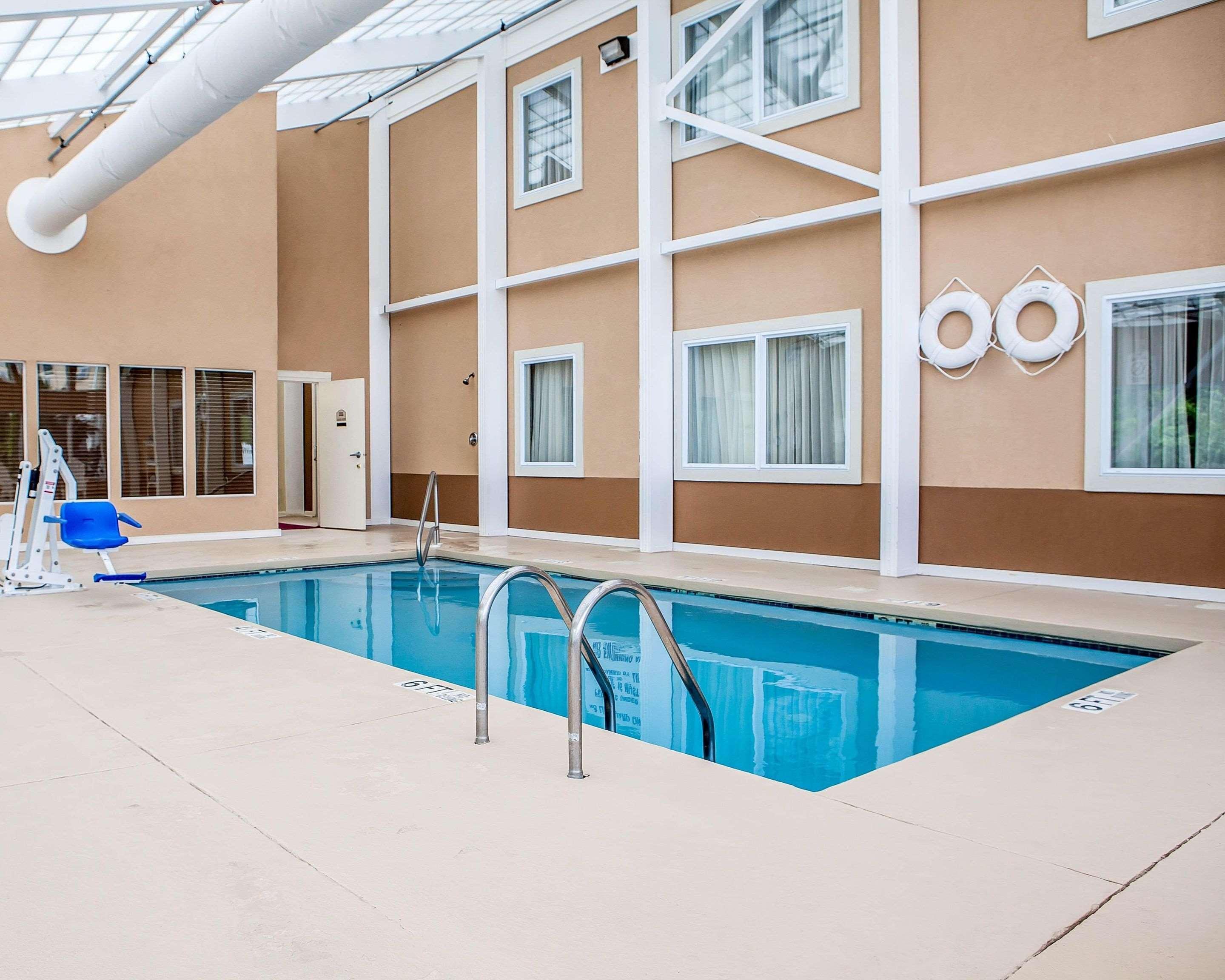 Avon Hotel - Toms River Exterior photo